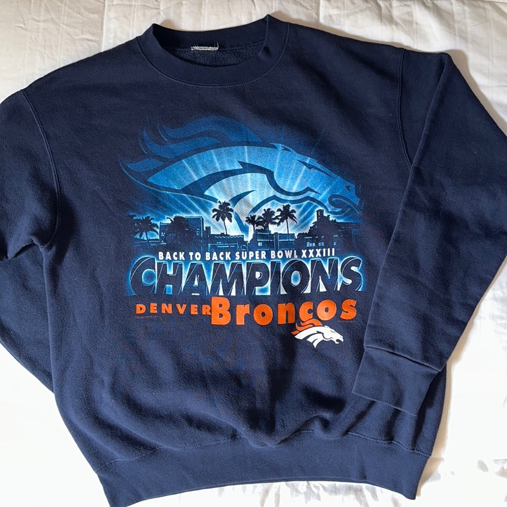 Denver Broncos 1999 Superbowl XXXIII Champions Vintage Sweatshirt, Men’s Large
